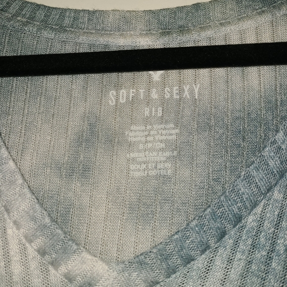 AEO Rib blue tiedye long sleeve top - Picture 3 of 3